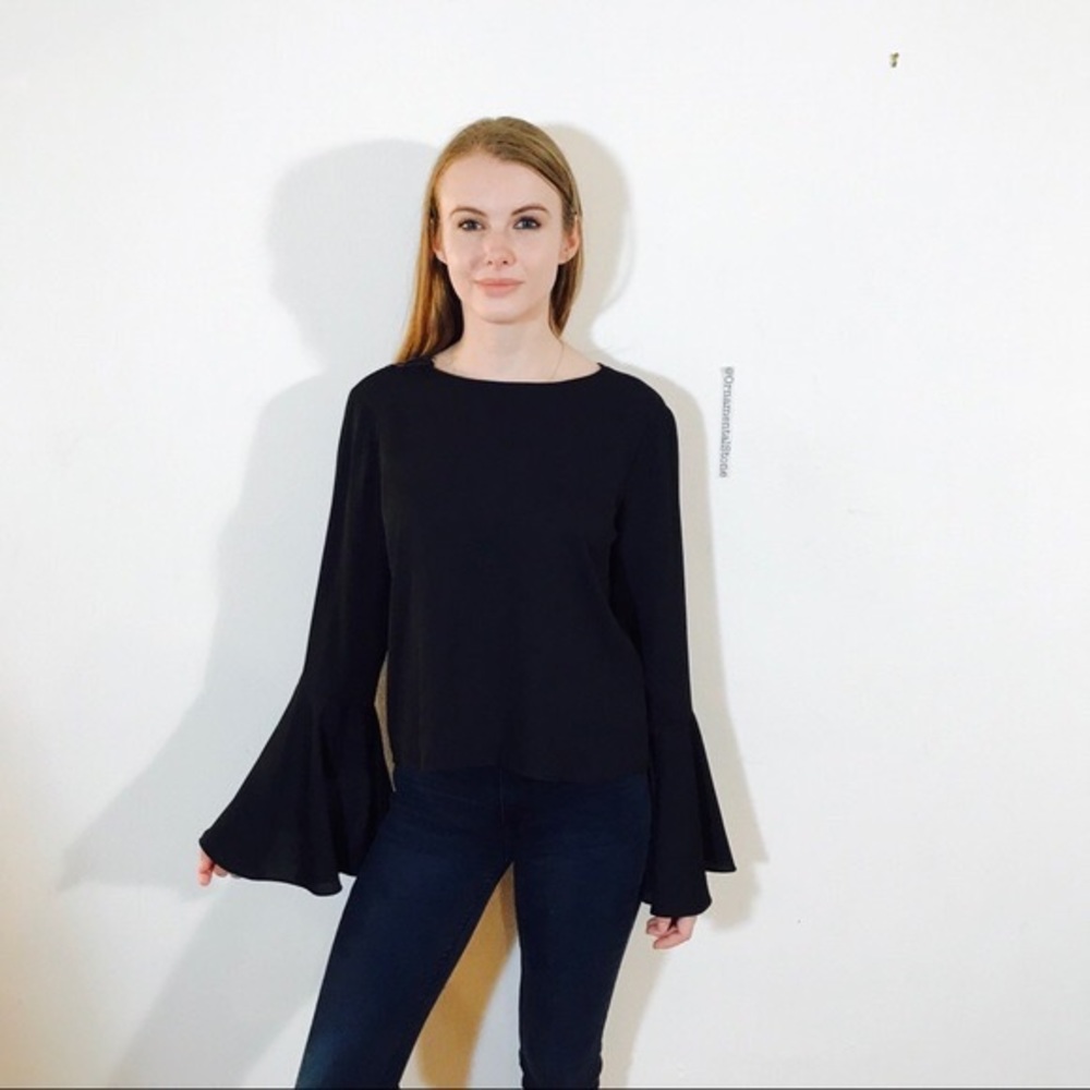 Zara Women’s Black Size S Bell Sleeve Top